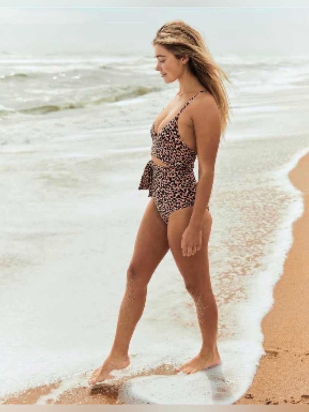 Aerie Leopard Full Coverage One
Piece Swimsuit NWT Size XS